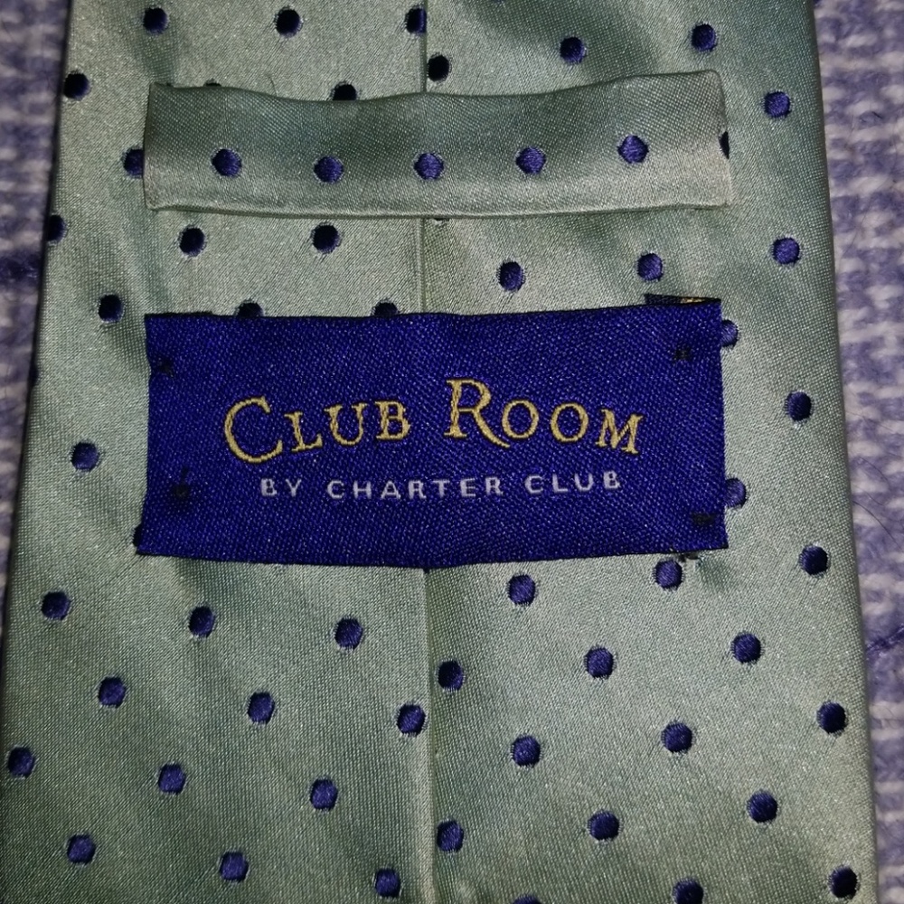 Club Room tie